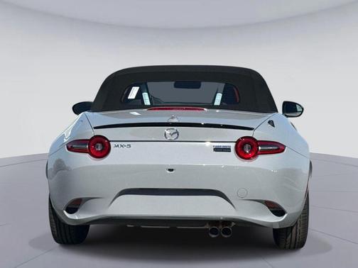 Metallic 2026 Mazda MX-5 Miata GRAND TOURING