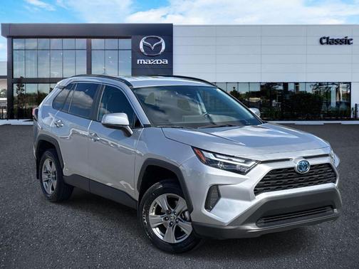 2024 Toyota RAV4 Hybrid LE
