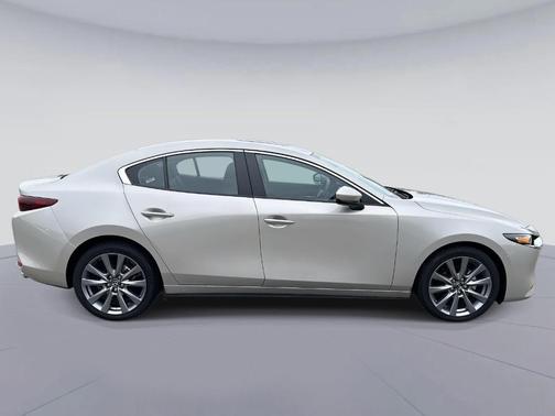 2025 Mazda Mazda3 FWD w/Preferred Package