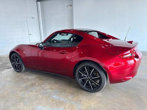2025 Mazda MX-5 Miata RF Grand Touring
