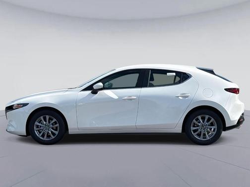 Snowflake White Pearl 2026 Mazda Mazda3 2.5 S