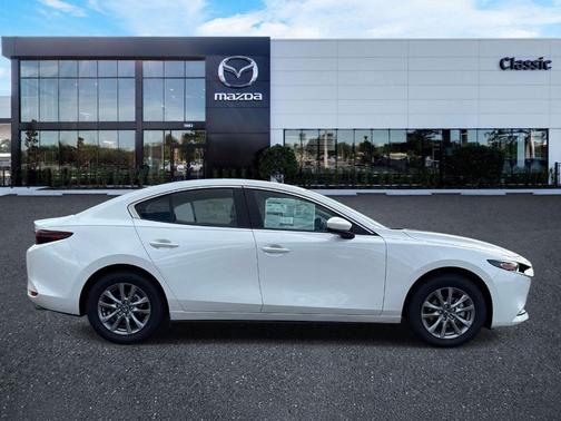 Snowflake White Pearl 2026 Mazda Mazda3 2.5 S