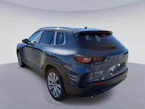 2026 Mazda CX-50 Premium