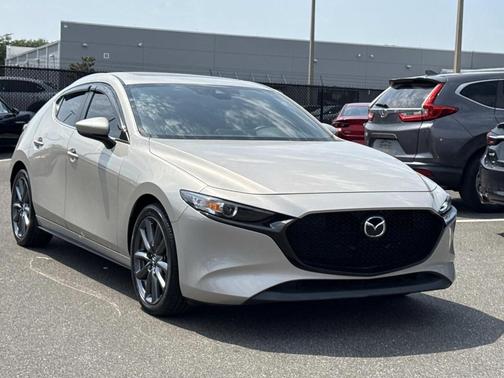 2023 Mazda Mazda3 FWD w/Preferred Package