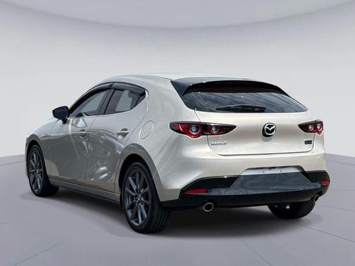 2023 Mazda Mazda3 FWD w/Preferred Package