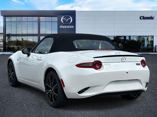 Snowflake White Pearl 2026 Mazda MX-5 Miata Grand Touring
