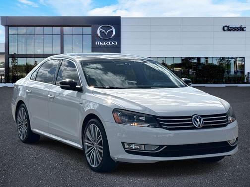 2015 Volkswagen Passat 1.8T Sport