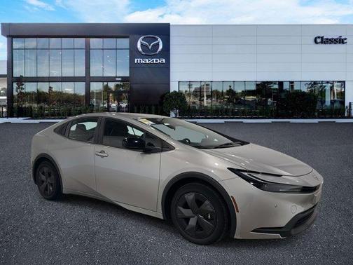 2024 Toyota Prius