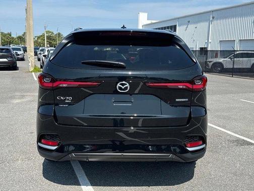 2025 Mazda CX-70 PHEV Premium Plus Package