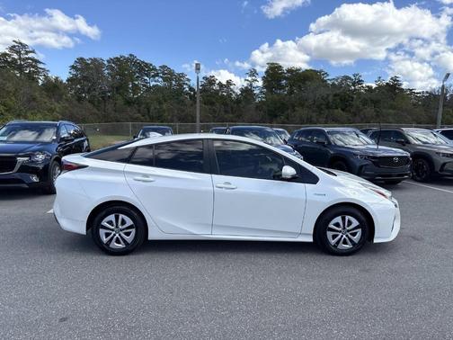 2018 Toyota Prius Three