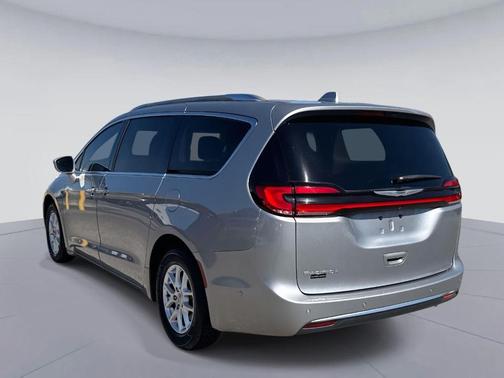 2021 Chrysler Pacifica Touring-L