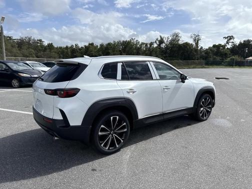 2026 Mazda CX-50 Premium