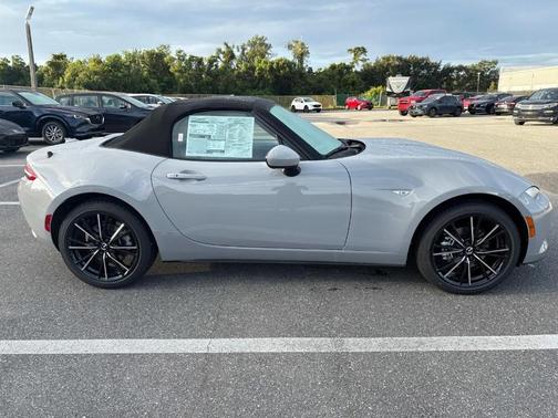 2025 Mazda MX-5 Miata Grand Touring