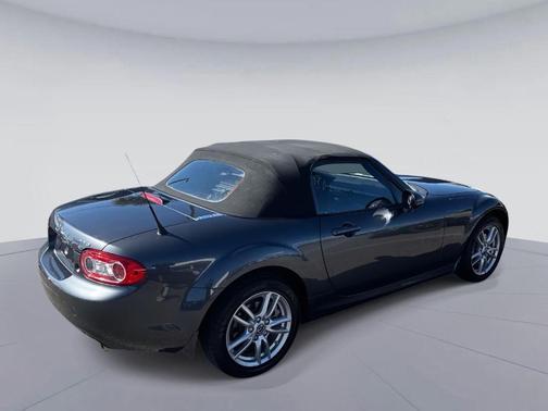 2015 Mazda MX-5 Miata Sport