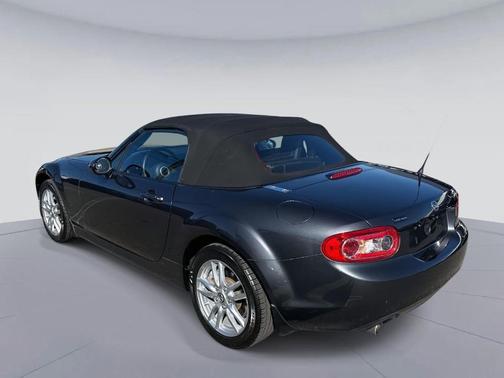 2015 Mazda MX-5 Miata Sport