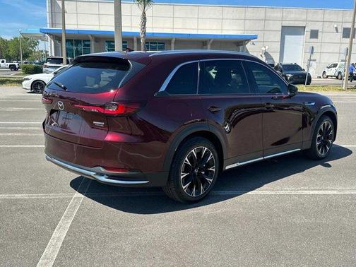 2024 Mazda CX-90 Premium