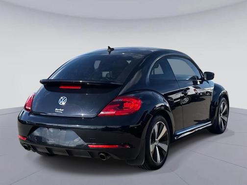 2015 Volkswagen Beetle 2.0T Turbo R-Line w/Sun/Sound