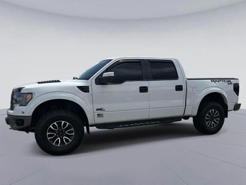 Oxford White 2014 Ford F-150 SVT Raptor