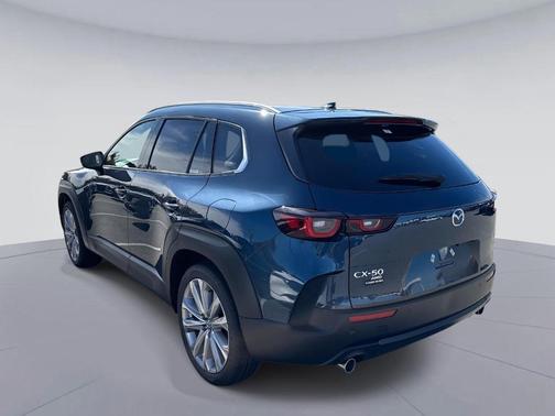 2026 Mazda CX-50 Premium