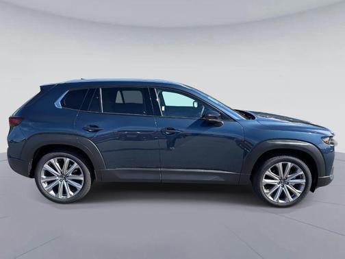 2026 Mazda CX-50 Premium