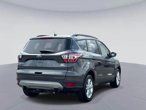 Magnetic Metallic 2018 Ford Escape SE