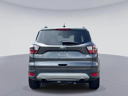 Magnetic Metallic 2018 Ford Escape SE