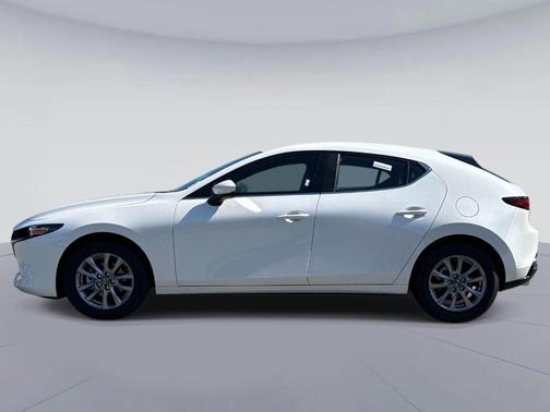 Snowflake White Pearl 2026 Mazda Mazda3 2.5 S