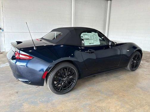 2025 Mazda MX-5 Miata Club