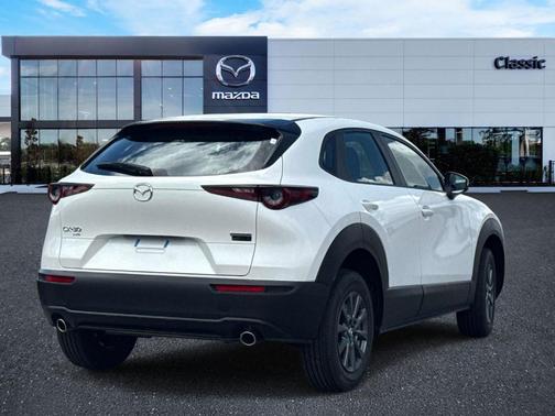 Snowflake White Pearl 2026 Mazda CX-30 2.5 S