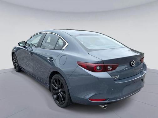 2025 Mazda Mazda3 2.5 S Carbon Edition