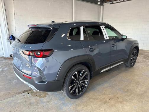 2025 Mazda CX-50 2.5 Turbo Premium Package