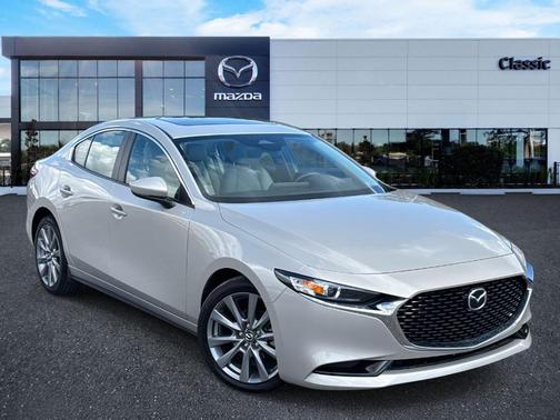 2025 Mazda Mazda3 FWD w/Preferred Package