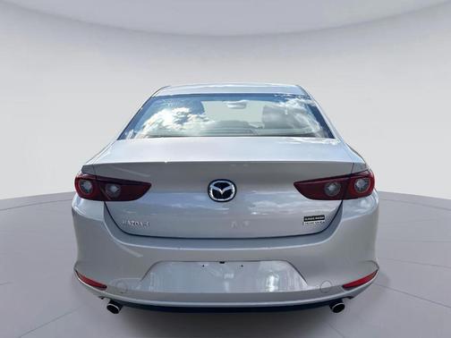 2025 Mazda Mazda3 FWD w/Preferred Package