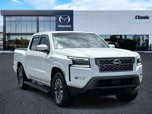Glacier White 2024 Nissan Frontier SL