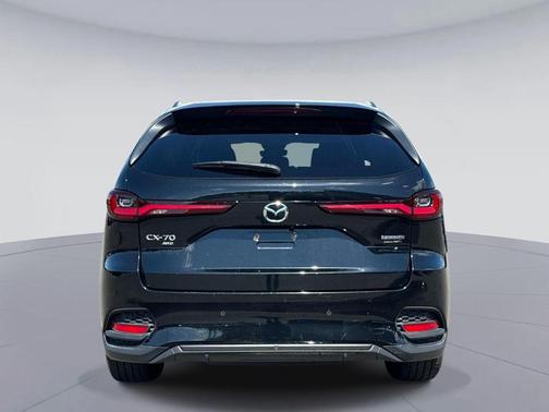 Jet Black Mica 2025 Mazda CX-70 3.3 Turbo Preferred Package