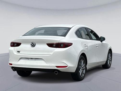 Snowflake White Pearl 2026 Mazda Mazda3 2.5 S
