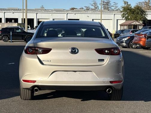 2025 Mazda Mazda3 FWD w/Preferred Package