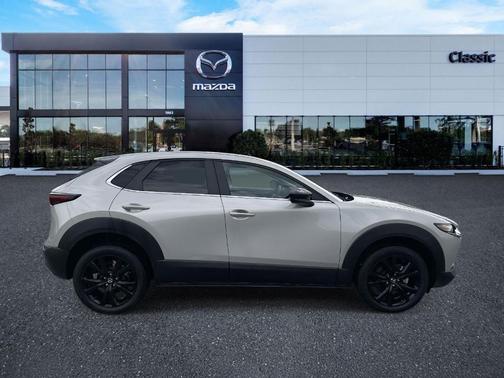 2024 Mazda CX-30 Select