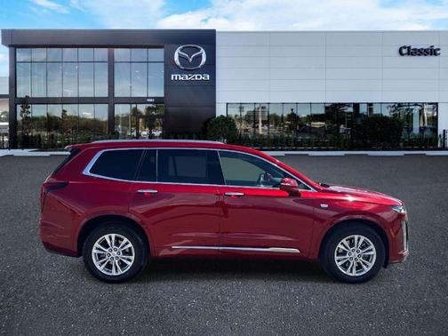 2021 Cadillac XT6 Luxury FWD