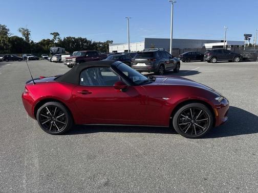2025 Mazda MX-5 Miata Grand Touring
