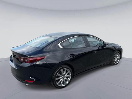 2025 Mazda Mazda3 FWD w/Preferred Package