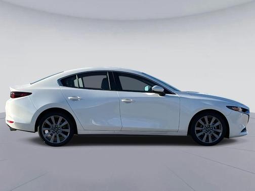 2025 Mazda Mazda3 FWD w/Preferred Package