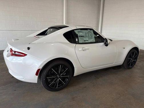 2025 Mazda MX-5 Miata RF Grand Touring