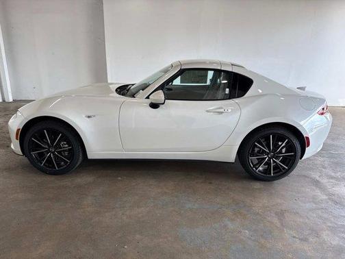 2025 Mazda MX-5 Miata RF Grand Touring