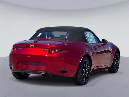 Soul Red Crystal Metallic 2026 Mazda MX-5 Miata Grand Touring