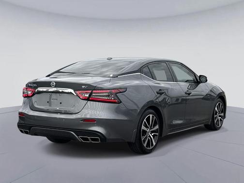 2021 Nissan Maxima SV