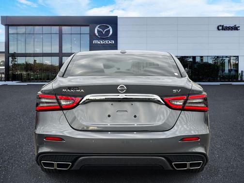 2021 Nissan Maxima SV