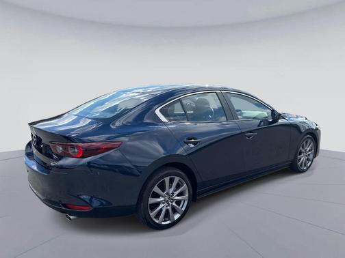 2025 Mazda Mazda3 FWD w/Preferred Package