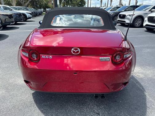 2025 Mazda MX-5 Miata Sport