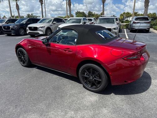 2025 Mazda MX-5 Miata Sport